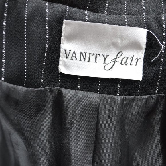 Vanity Fair black stripped Blazer - Picture 3 of 7